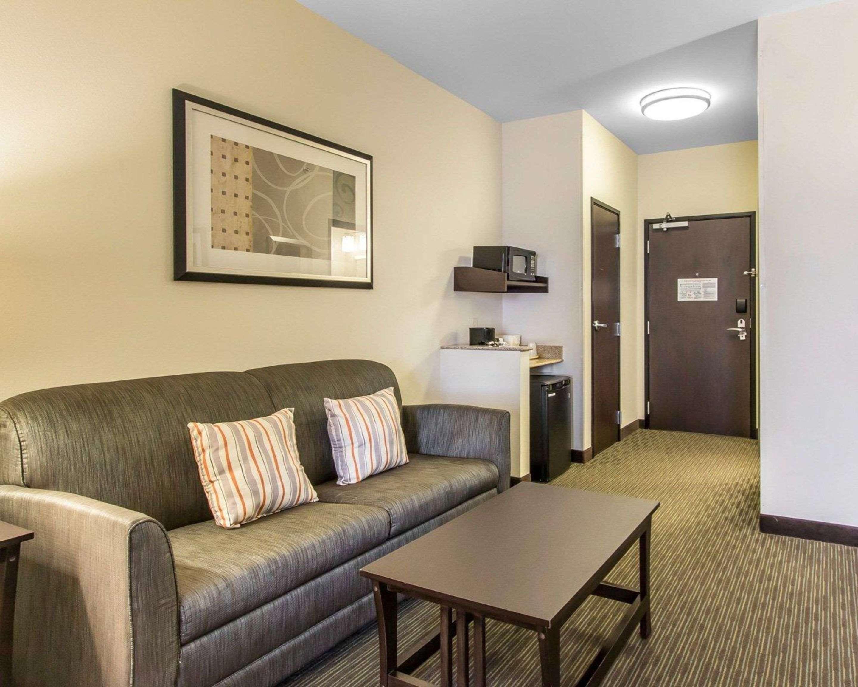 Comfort Inn & Suites Oklahoma City West - I-40 Exterior foto